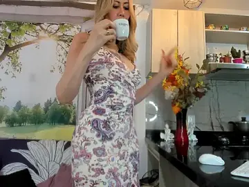 Stripchat Nude Webcam of ashleymilf_1