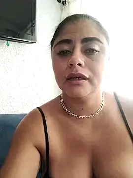 Stripchat Free Live Porn of ElizabethWeil