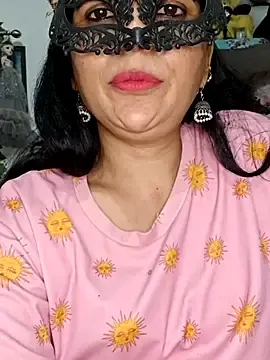 Stripchat Adult Webcam of BhabhiPooja69