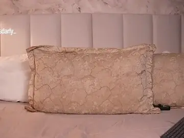 Stripchat Live Sex Cam of itsdarly