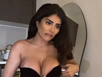 Stripchat Live Sex of ArabicBarbie