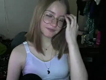 Stripchat Adult Webcam of WinifredLunney
