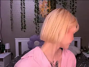 Stripchat Free Porn Cam of LlsabethHaze