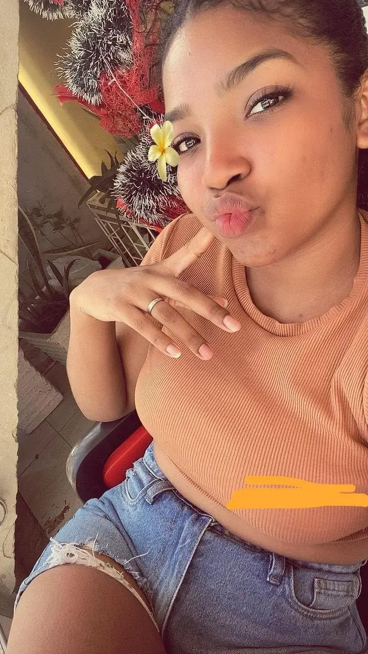 Sexy_ebony_1