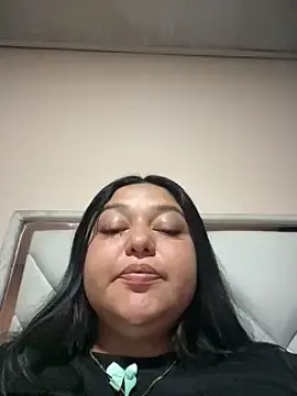 Stripchat Free Porn Cam of Kym_Owens