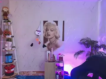 Stripchat Free Live Porn of SALOOMEE__