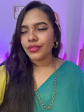 Stripchat Watch Live Sex Cams of krishaa_