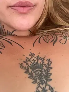 Stripchat Adult Video Chat of Camitattoo