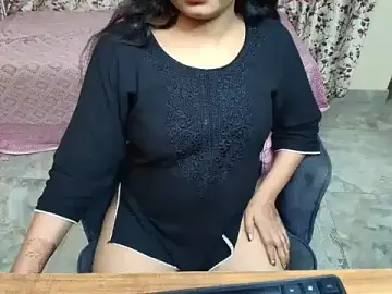 Stripchat Live Sex Cam of Avni-kumarii