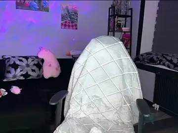 Stripchat Live Sex Cam of Lunaacyy