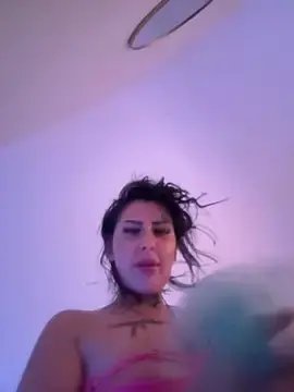 Stripchat Sex Cam of Arabella05
