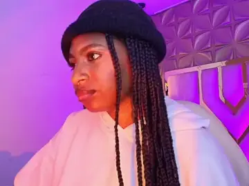 Stripchat Sex Cam of Queen_perla_