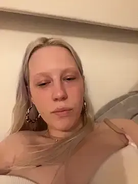 Stripchat Live Porn of LeniMaria