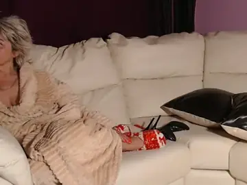 Stripchat Sex Chat of TightAssMom