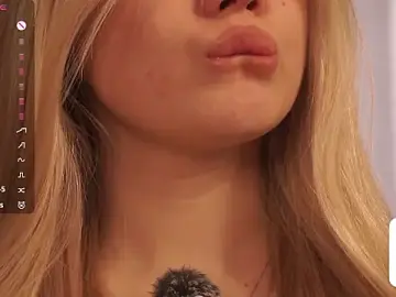 Stripchat Live Sex of PhyliciaMicco