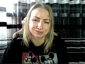 Stripchat Sex Cam of cold_lollipop