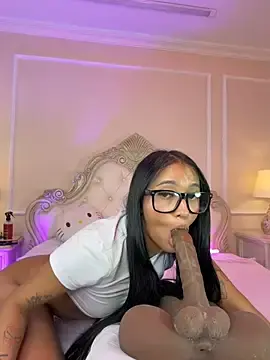 Stripchat Live Porn of SamantaKane