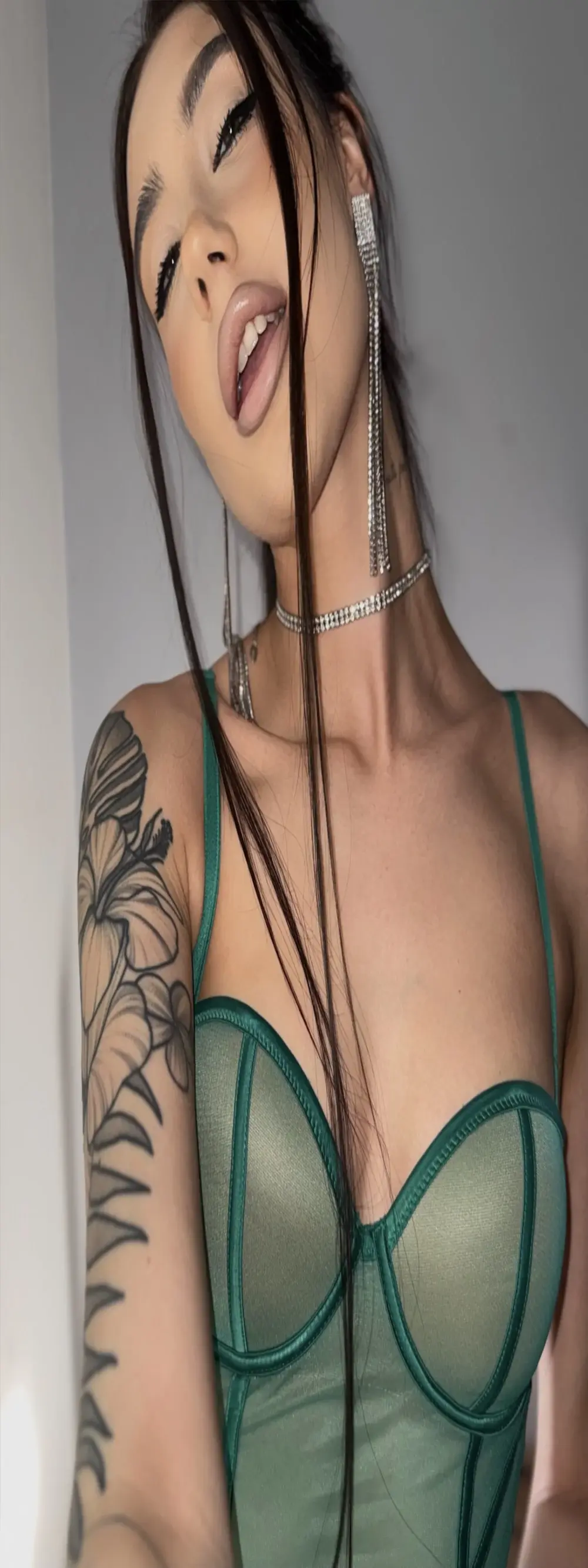 Velina83