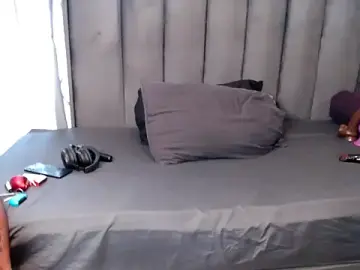 Stripchat Free Porn Cam of LustyDeziree1