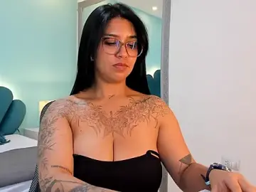 Stripchat Live Sex of sharlott18