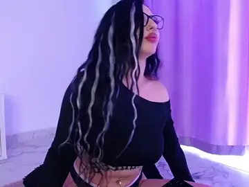 Stripchat Live Sex of RavenFoxxy