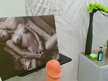 Stripchat Sex Cam of EveLove33