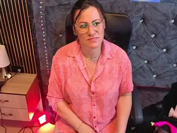 Stripchat Live Sex Cam of charlotte__G