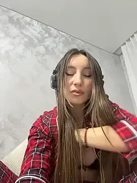 Stripchat Free Live Porn of viviandaimond1