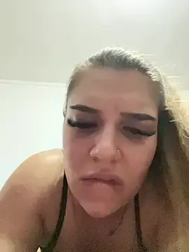 Stripchat Free Porn Cam of CrazyJessika