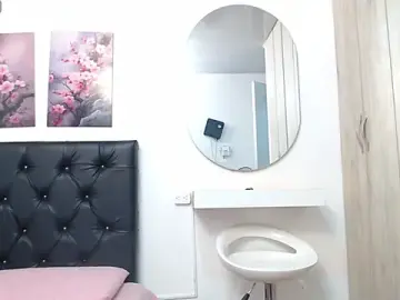 Stripchat Live Sex Cam of pinky_f00x