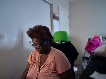 Stripchat Live Porn of Yagurl___west