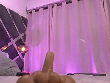 Stripchat Live Sex Cam of violeta_aroca