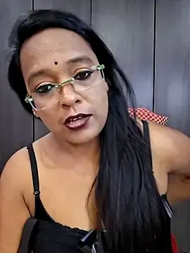 Stripchat Live Sex Cam of hornyrosy321