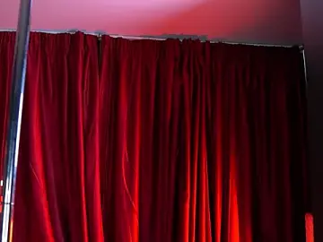 Stripchat Nude Webcam of Evelyn_Evyyy