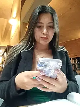 Stripchat Free Porn Cam of alana_69