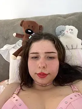 Stripchat Watch Live Sex Cams of leiawifey