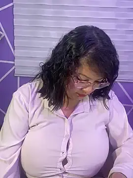 Stripchat Private Sex Chat of MiiaaJoness