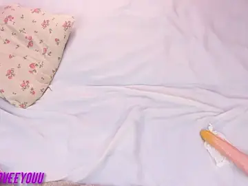 Stripchat Free Porn Cam of Pinkpussy_daily