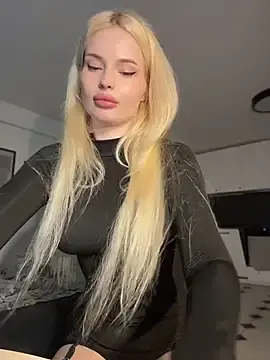 Stripchat Live Sex Cam of Vladamais