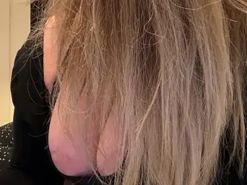 Stripchat Free Porn Cam of leadileo