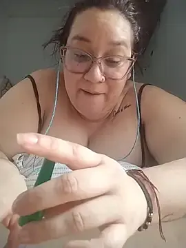 Stripchat Live Sex Cam of sharon_G