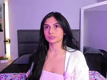 Stripchat Sex Cam of lilith_petit_