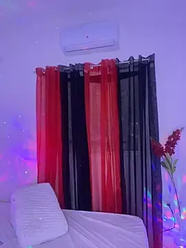 Stripchat Live Sex Cam of victory-jet-rain