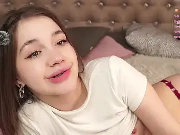 Stripchat Watch Live Sex Cams of AmiLewis