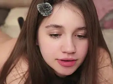 Stripchat Nude Webcam of AmiLewis