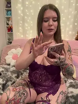 Stripchat Best live sex cam show of Ragdoll131