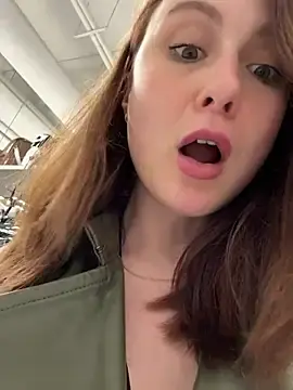 Stripchat Sex Chat of Dina_Tease