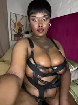 Stripchat Free Live Porn of QUEEN_NOBUHLE_FEMDOM_777