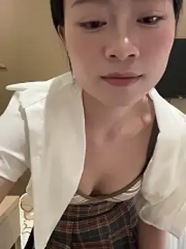 Stripchat Adult Webcams of qingzi1218