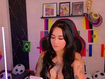 Stripchat Live Porn of EmmyEvans1